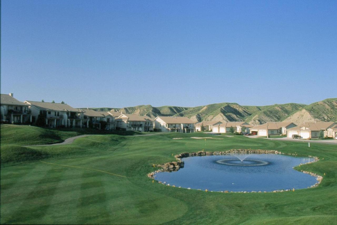 Paradise Canyon Golf Resort, Signature Walkout Condo 380 Lethbridge Bagian luar foto